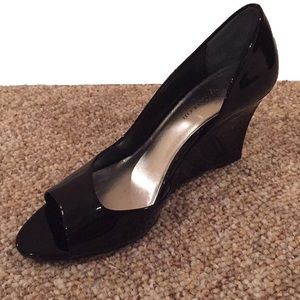 Ann Taylor Black Patent D’Orsay Peep Toe Pump